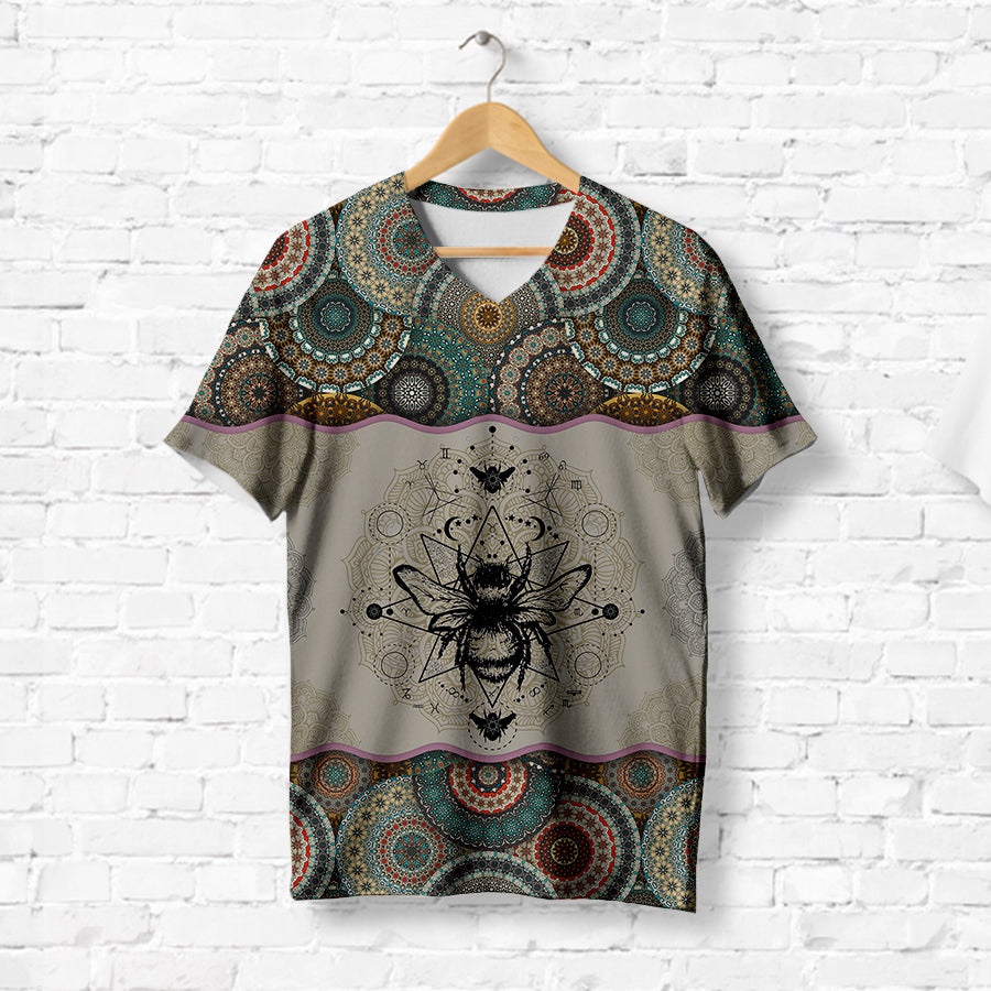 Flowered Pattern Classical Bee T-Shirt